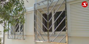 Fenstergitter sind eine gute Einbruchsicherheit. Fenstergitter als Einbruchschutz bestellen. Einbruchschutz mit senkrechten Sprossen kaufen. Einbruchschutz mit vertikalem Reling bestellen. Bestellen Sie günstig Fenstergitter. Unsere Fenstergitter sind zeitlos und pflegeleicht. Einfache Bestellung Fenstergitter. Günstige Fenstergitter. Fenstergitter einfache Montage. Wir bieten wunderschöne Fenstergitter als Einbruch Sicherheit. Bestellen Sie Fenstergitter aus Aluminium. Bestellen Sie Fenstergitter aus Edelstahl. Bestellen Sie günstig Fenstergitter. Bestellen Sie Fenstergitter aus Edelstahl. Bestellen Sie günstig ihre Fenstergitter aus Niro. Bestellen Sie günstig ihr Fenstergitter aus Stahl. Bestellen Sie unkompliziert ihr Fenstergitter aus Stahl. Praktische Fenstergitter mit senkrechten. Fenstergitter mit vertikalen Stäben kaufen. Elegante Fenstergitter kaufen. Moderne Fenstergitter bestellen. Qualitative Fenstergitter mit senkrechten Sprossen. Wunderschönes Design für Fenstergitter mit senkrechten Sprossen. Höchste Qualität der Fenstergitter mit senkrechten Sprossen. Einfache Bestellung Fenstergitter mit senkrechten Sprossen. Fenstergitter mit senkrechten Sprossen schnelle Abwicklung. Einbruchschutz mit vertikalem Reling faire Preise. Einbruchschutz mit vertikalem Reling Produktion nach Kundenwunsch. Einbruchschutz mit vertikalem Reling und Maß. Einbruchschutz mit vertikalem Reling. Fenstergitter gegen Einbruch mit senkrechten Sprossen. Fenstergitter mit vertikalem Reling kaufen. Fenstergitter mit Draht aus Edelstahl. Fenstergitter aus Stahl verzinkt. Fenstergitter aus Aluminium. Fenstergitter Höchste Qualität. Fenstergitter faire Preise. Fenstergitter günstige Preise. Fenstergitter Einfache Abwicklung. Schlosser für Fenstergitter. Schlosserei für Fenstergitter. Fenstergitter Hersteller.